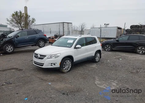 2011 Volkswagen Tiguan Se из США, поврежденный, VIN WVGBV7AX9BW511586